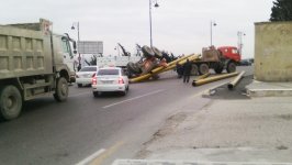 Крупная авария на центральном проспекте в Баку (ФОТО) (версия 2)