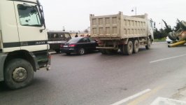 Крупная авария на центральном проспекте в Баку (ФОТО) (версия 2)