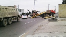 Крупная авария на центральном проспекте в Баку (ФОТО) (версия 2)