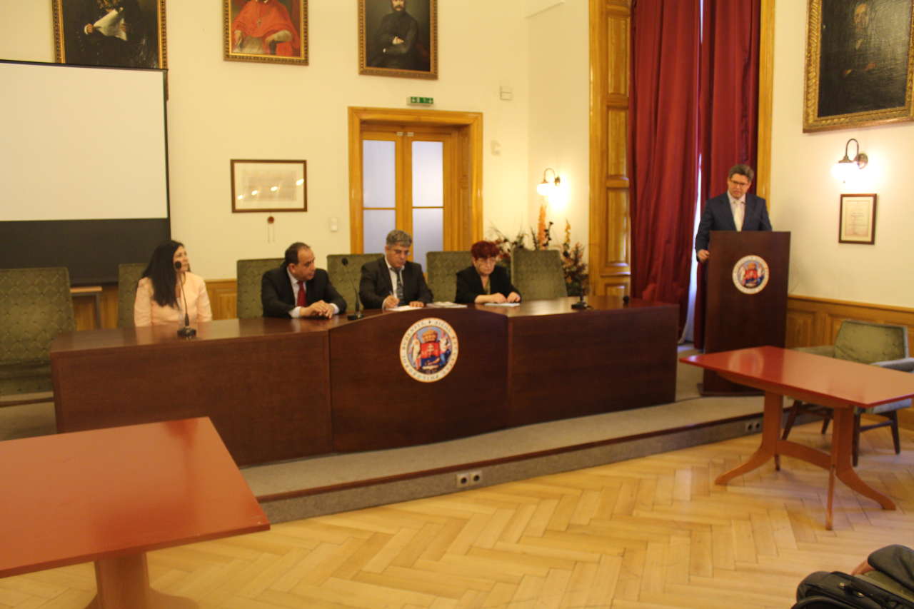 Азербайджан представлен на книжном фестивале в Будапеште (ФОТО)