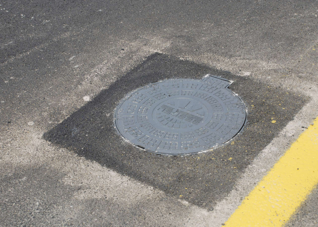 Продолжается ремонт на проспекте Гейдара Алиева в Баку (ФОТО)