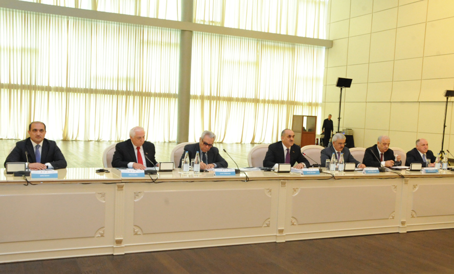 Министр труда Азербайджана о проблемах с охраной труда в строительстве