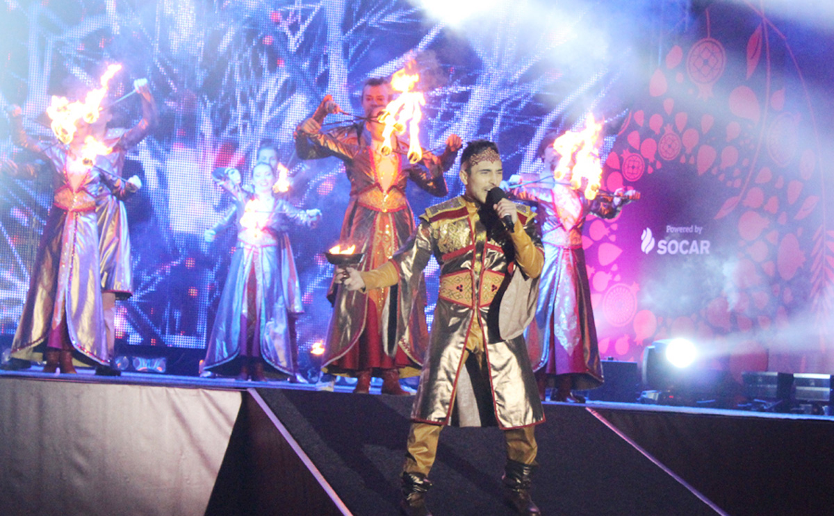 Образ Бамси-Бейрека из эпоса "Деде Горгуд" в фантастическом Фестивале Огня  Евроигр (ФОТО)