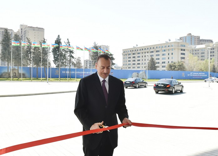 Президент Ильхам Алиев и его супруга приняли участие в открытии Бакинского конгресс-центра (ФОТО)