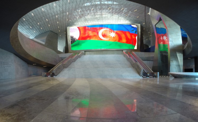 Президент Ильхам Алиев и его супруга приняли участие в открытии Бакинского конгресс-центра (ФОТО)