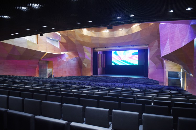 Президент Ильхам Алиев и его супруга приняли участие в открытии Бакинского конгресс-центра (ФОТО)