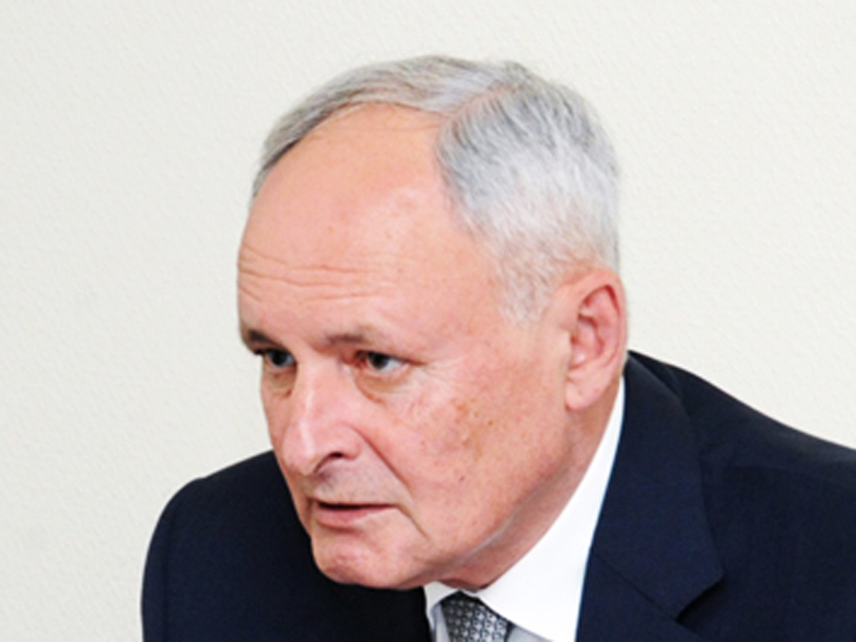 Контроль за ценами на лекарства в Азербайджане предотвратит их подорожание - министр