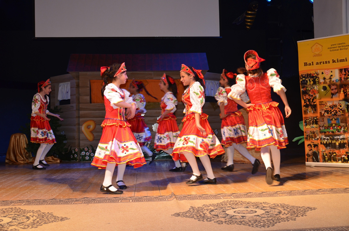 В Баку открылась Неделя детской книги (ФОТО)