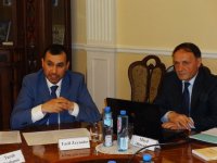 В Баку прошла презентация книги на французском языке, посвященной нефтяной стратегии Азербайджана