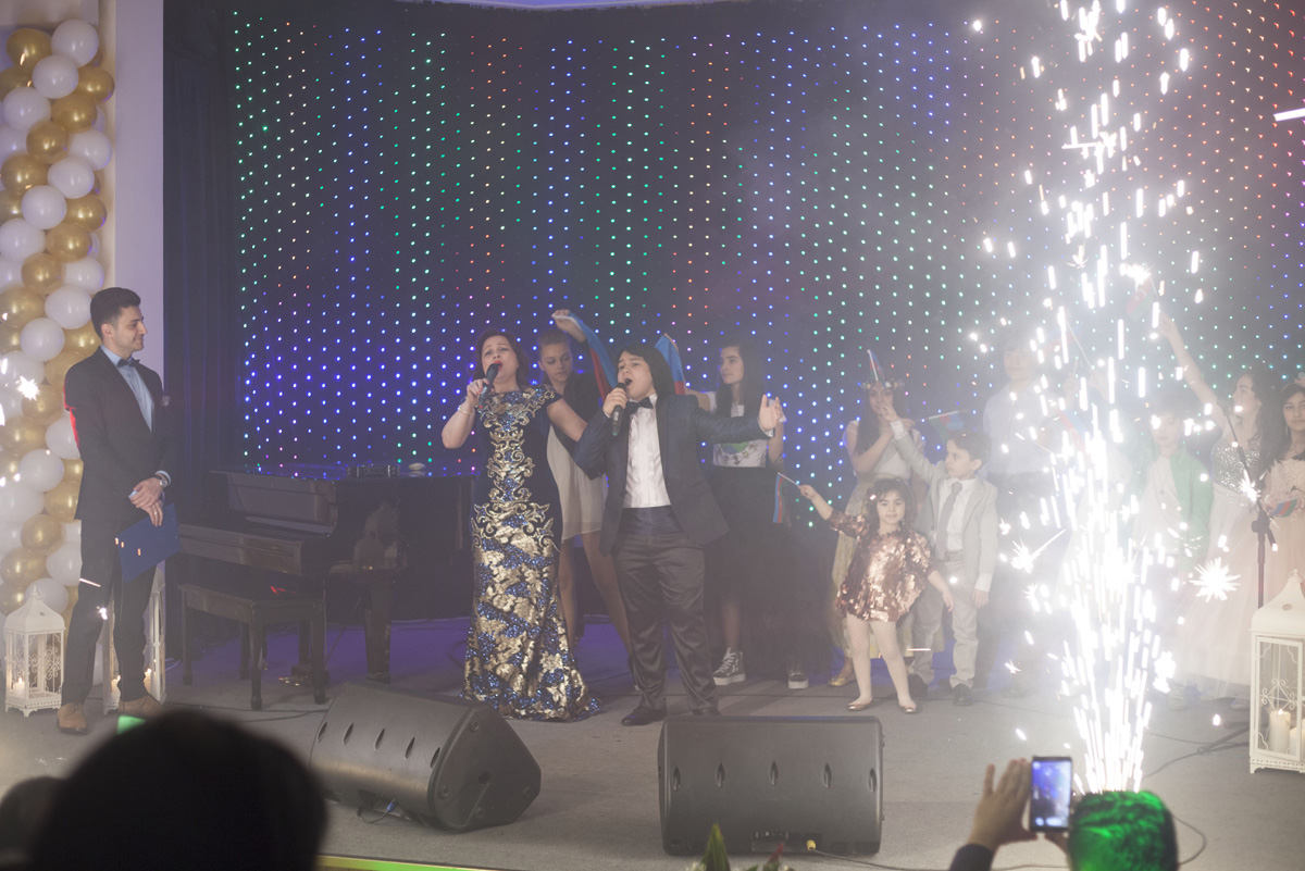 Азербайджанские звезды и юные таланты провели финальный вечер "Это Я!" (ФОТО)