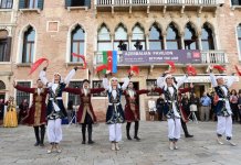 Вице-президент Фонда Гейдара Алиева Лейла Алиева приняла участие в открытии двух выставок в Азербайджанском павильоне в рамках 56-й Венецианской биеннале (ФОТО)