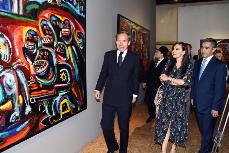 Вице-президент Фонда Гейдара Алиева Лейла Алиева приняла участие в открытии двух выставок в Азербайджанском павильоне в рамках 56-й Венецианской биеннале (ФОТО)