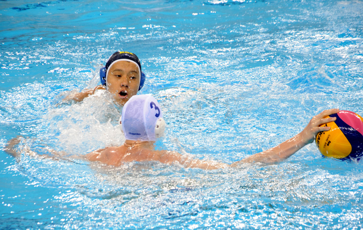 В Баку проводится международный турнир по водному поло (ФОТО)