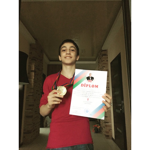 Певица Нура Сури – от кулинарии до бокса, джиу-джитсу и борьбы (ФОТО)