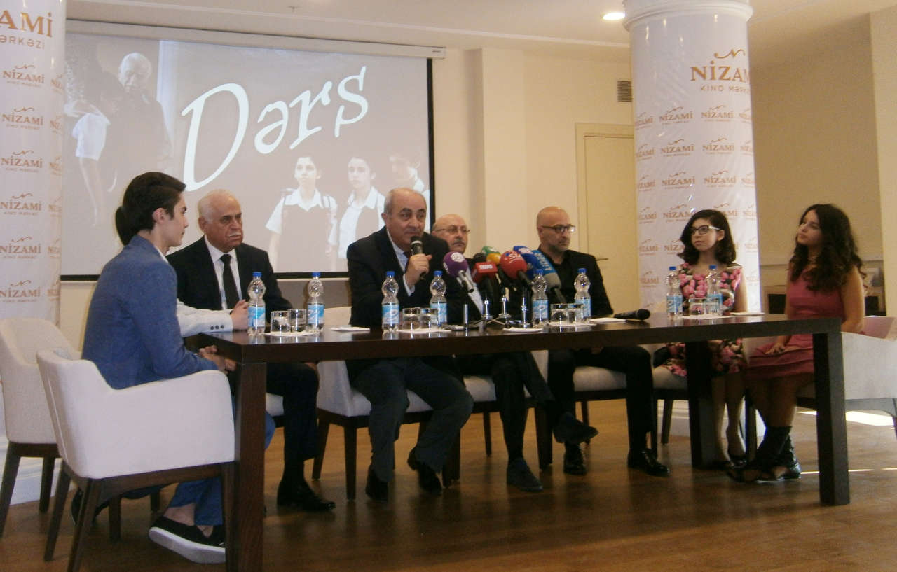 В Баку прошел гала-вечер фильма "Урок", или Дружба со школьной скамьи (ФОТО)