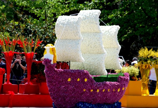 В Баку проводится Праздник цветов (ФОТО)