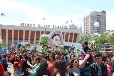 В Баку проводится Праздник цветов (ФОТО)