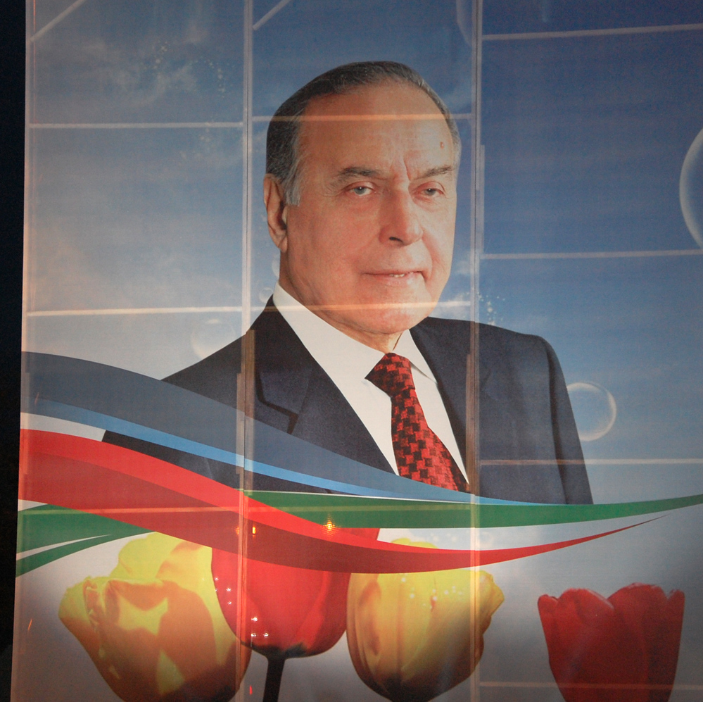 В Баку состоялся праздничный салют (ФОТО)