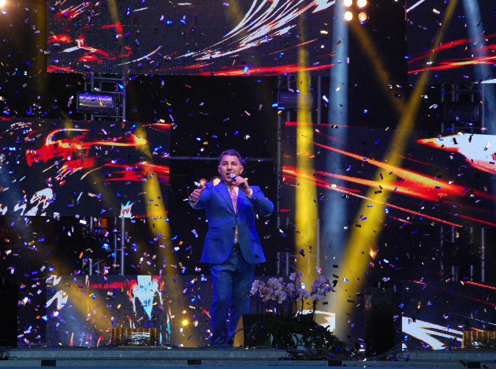 В Баку состоялся праздничный салют (ФОТО)