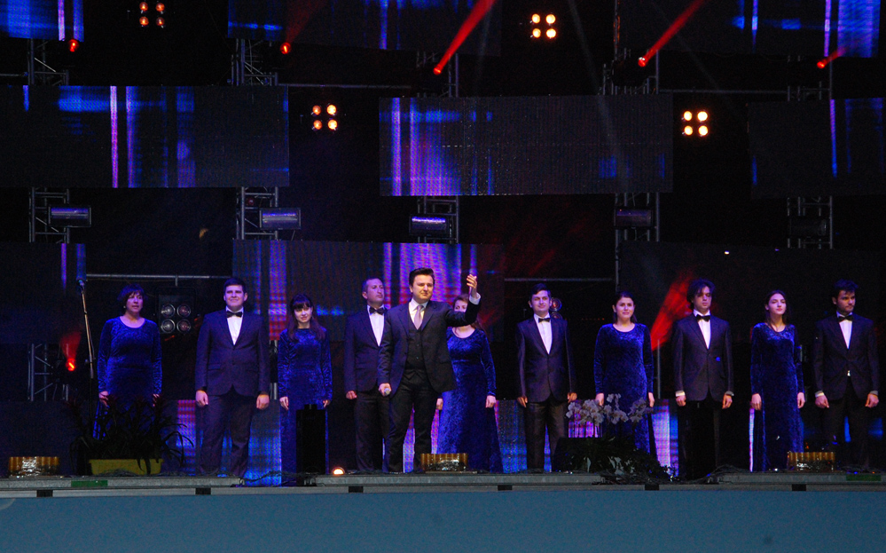 В Баку состоялся праздничный салют (ФОТО)