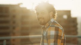 Клип азербайджанского певца завоевал популярность на российском канале (ВИДЕО)