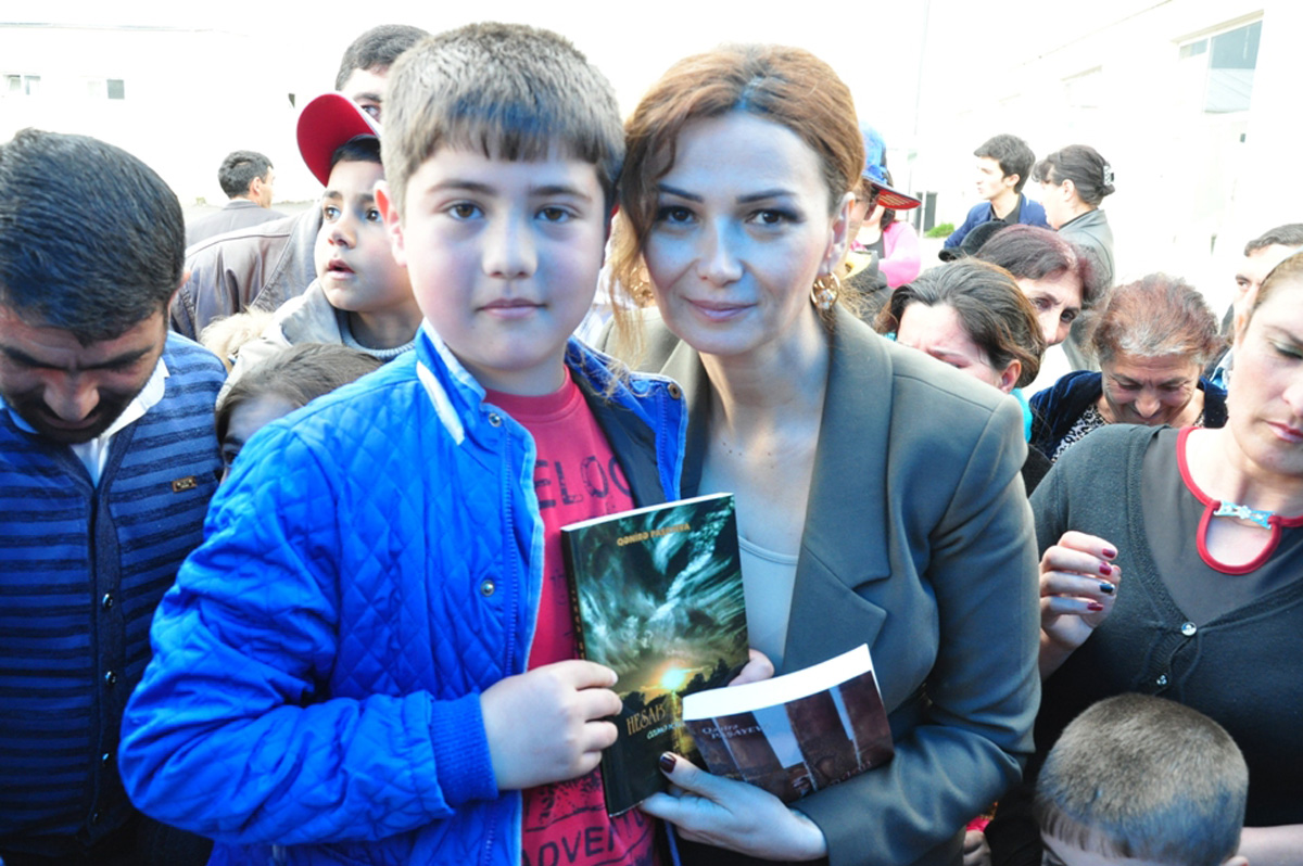 В Товузе прошла книжная акция для детей, посвященная Евроиграм (ФОТО)