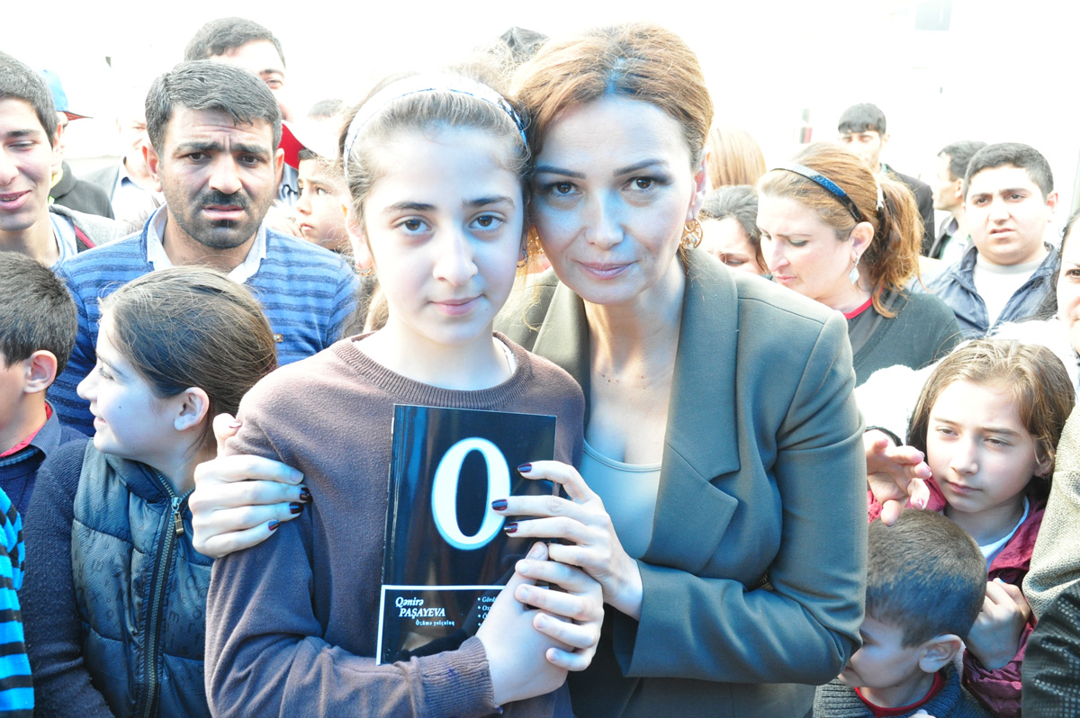 В Товузе прошла книжная акция для детей, посвященная Евроиграм (ФОТО)