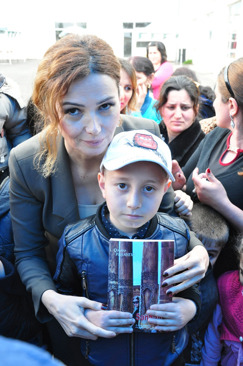 В Товузе прошла книжная акция для детей, посвященная Евроиграм (ФОТО)