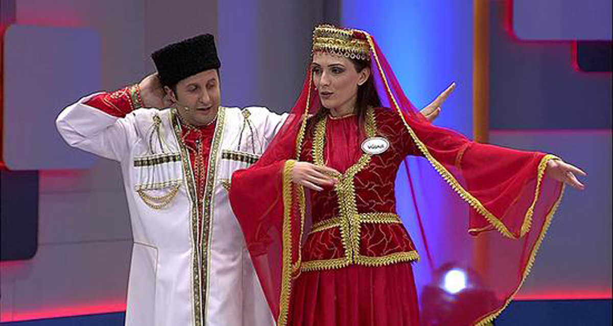 Телеведущая AzTV выиграла автомобиль в турецком шоу "Ben bilmem, eşim bilir" (ФОТО)