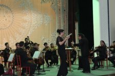Азербайджанский оркестр с успехом выступил в Узбекистане (ФОТО)