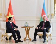 Состоялась встреча президентов Азербайджана и Вьетнама в узком составе (ФОТО)