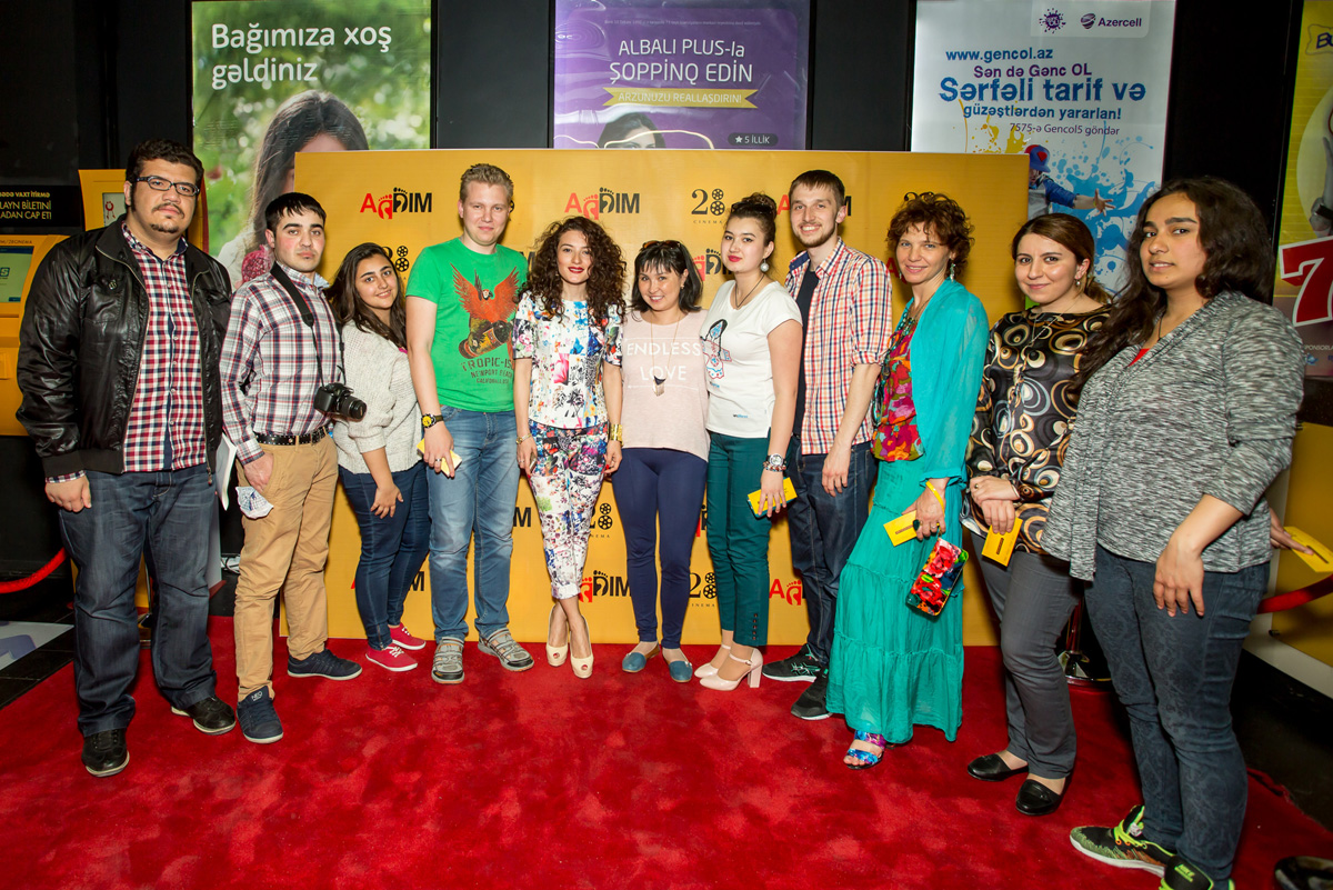 Участница "Евровидения" собрала молодежь стран СНГ на премьеру в Баку (ФОТО)