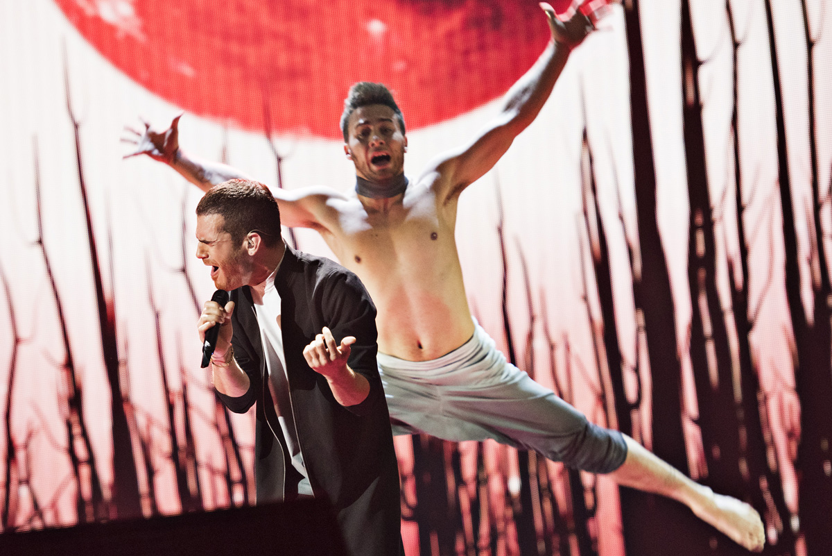 Это невероятно вдохновляет: Эльнур Гусейнов на сцене "Евровидения" (ФОТО)