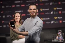 Это невероятно вдохновляет: Эльнур Гусейнов на сцене "Евровидения" (ФОТО)