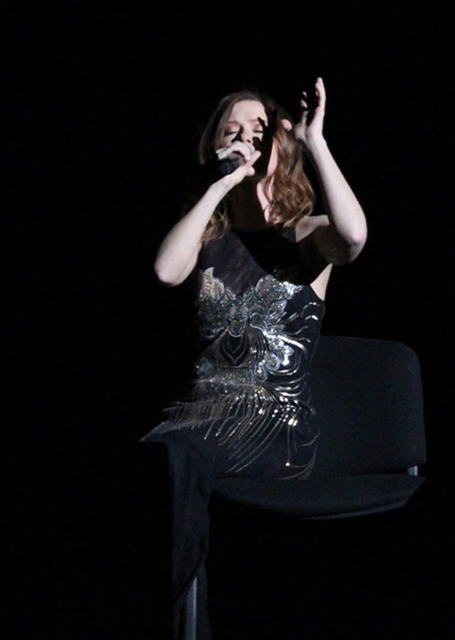 Юлия Савичева подарила вечернему Баку вулкан эмоций (ФОТО)