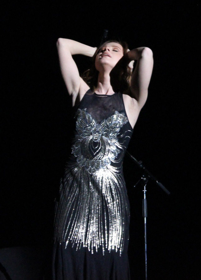 Юлия Савичева подарила вечернему Баку вулкан эмоций (ФОТО)