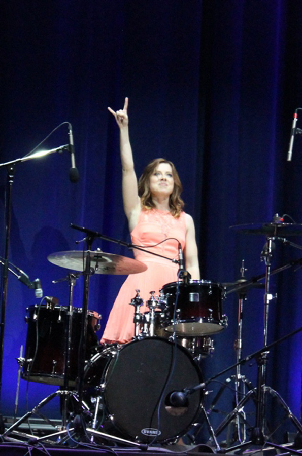 Юлия Савичева подарила вечернему Баку вулкан эмоций (ФОТО)