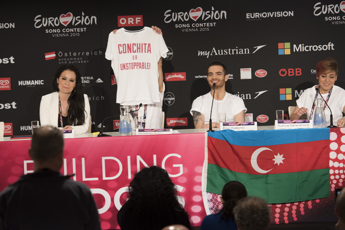 Сценический номер Эльнура Гусейнова на "Евровидении": "Этот танец навеян дикой природой" (ФОТО)