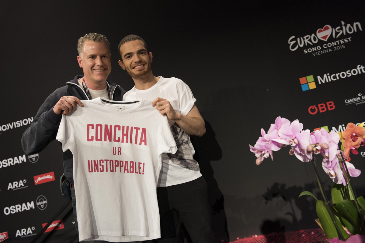 Сценический номер Эльнура Гусейнова на "Евровидении": "Этот танец навеян дикой природой" (ФОТО)