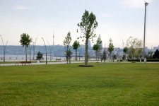 Баку-2015: Прогулка по новому бульвару White City (ФОТО)