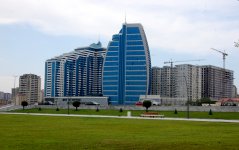 Баку-2015: Прогулка по новому бульвару White City (ФОТО)