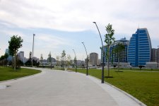 Баку-2015: Прогулка по новому бульвару White City (ФОТО)