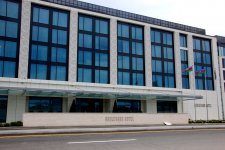 Баку-2015: Прогулка по новому бульвару White City (ФОТО)