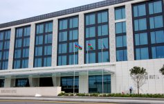 Баку-2015: Прогулка по новому бульвару White City (ФОТО)