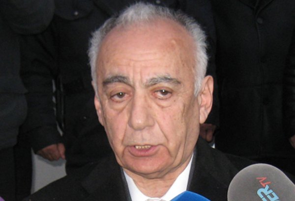 Горевшее в Баку здание может быть отремонтировано - глава ИВ