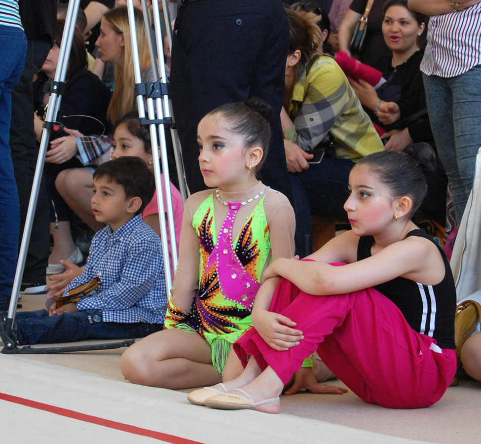 В Баку прошли фестивальные соревнования по художественной гимнастике (ФОТО)