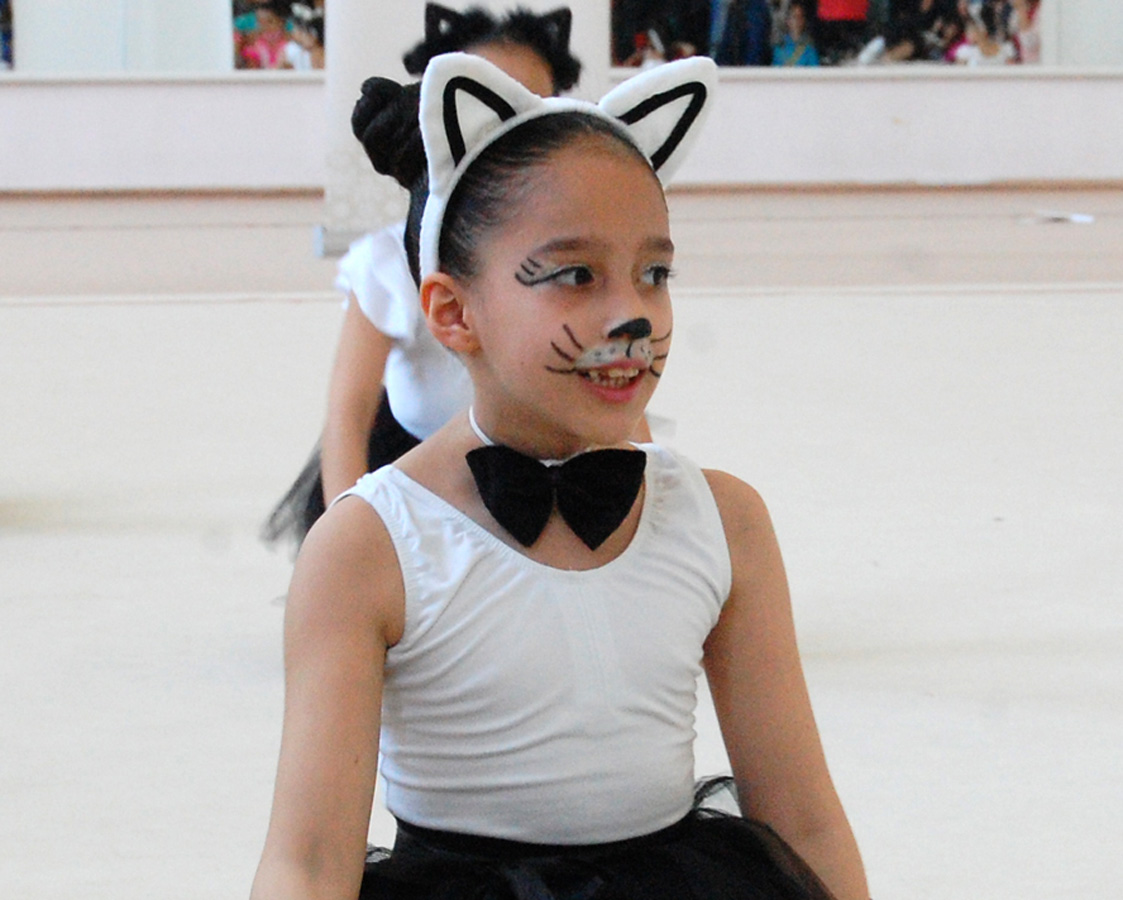 В Баку прошли фестивальные соревнования по художественной гимнастике (ФОТО)