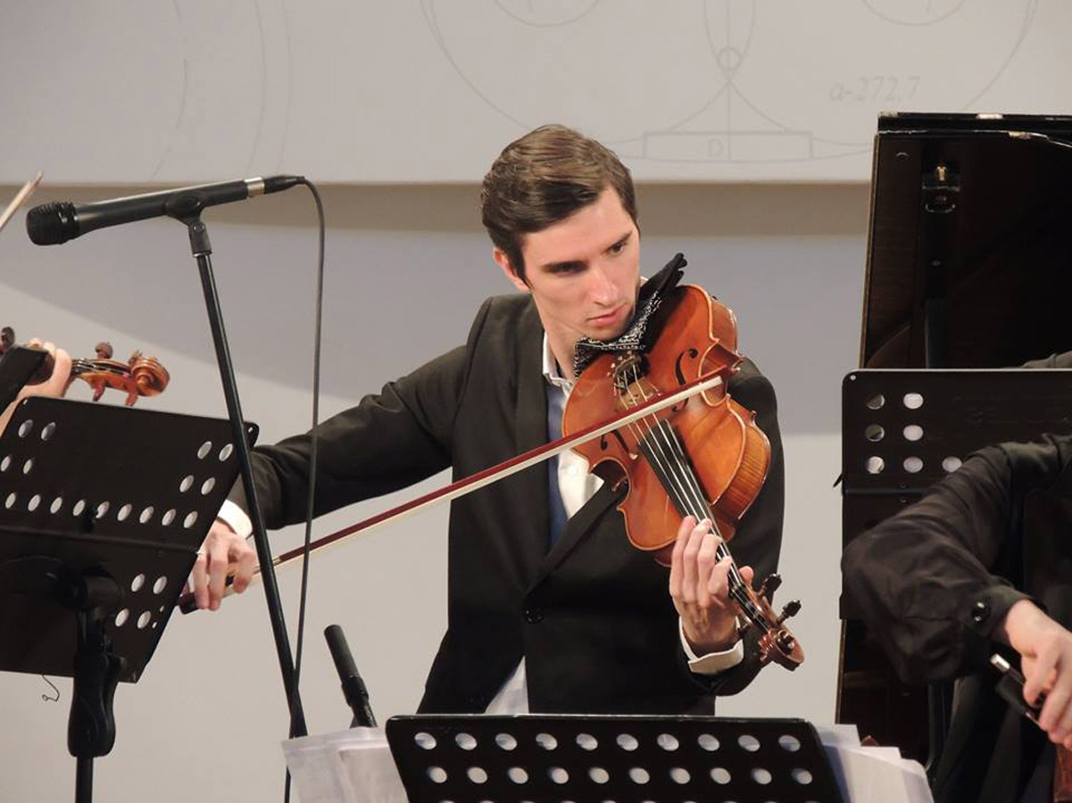 На фестивале Ростроповича почтили память погибших в результате пожара в Баку (ФОТО)