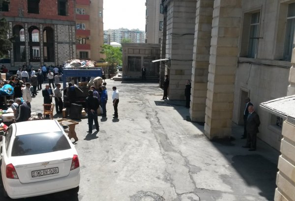 Польша предоставила гуманитарную помощь пострадавшим при пожаре в жилом доме в Баку