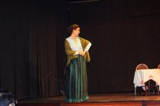 Азербайджанские студенты поставили спектакль по пьесе Гоголя (ФОТО)